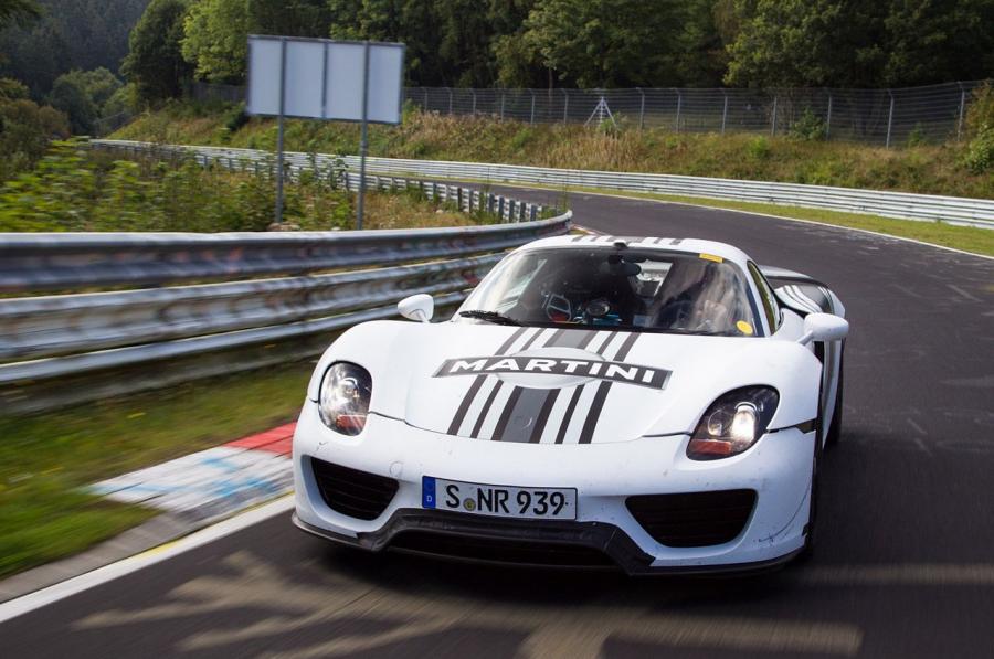  Porsche 918 Spyder 2014 года  (фото 71 из 111)